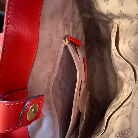 SALE! Michael Kors Jet Set large Travel Tote - Mandarin Leather - Picture 7 of 14